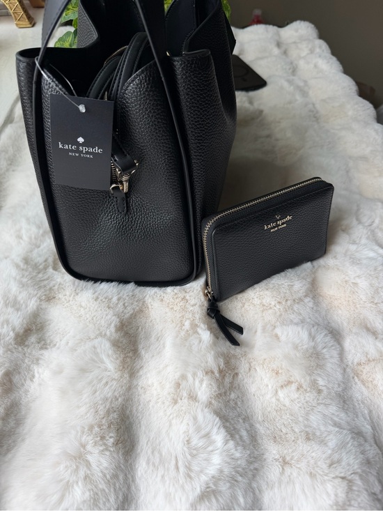 kate spade Handbags - Kate Spade Knott Medium Crossbody Tote Bag Pebbled Leather & Purse set.NWT